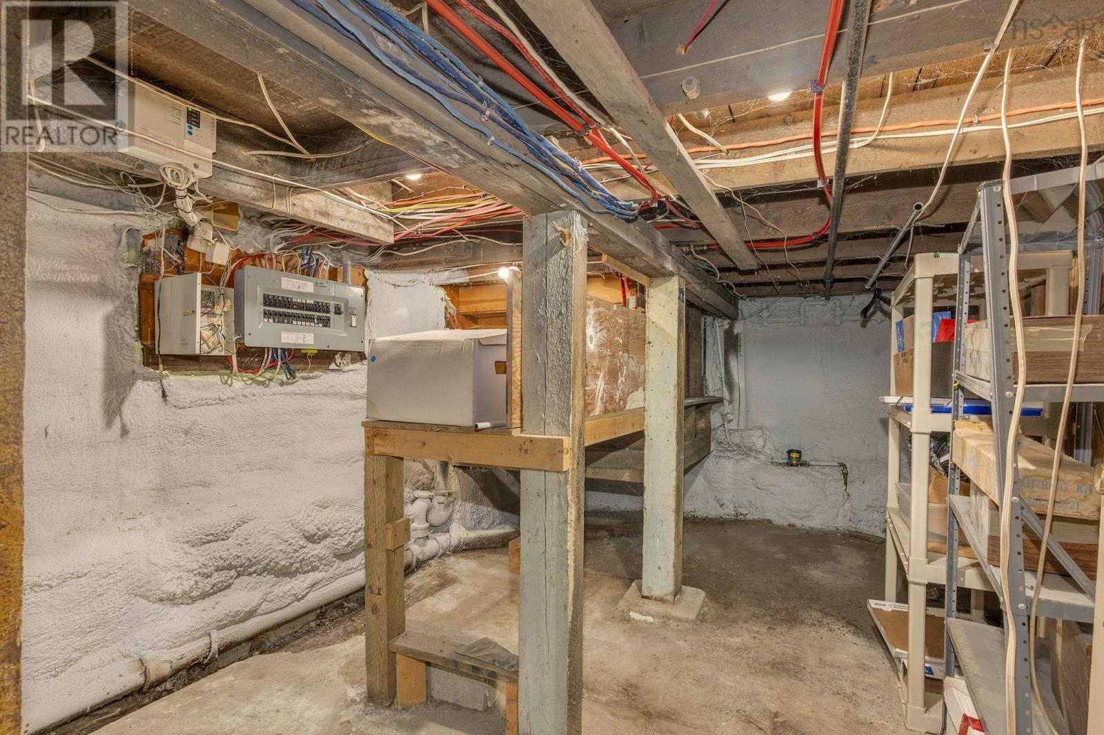 5822 / 5824 Charles Street Property Photo 33