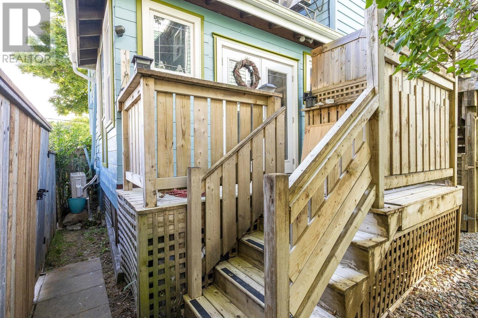 5822 / 5824 Charles Street Property Photo 41