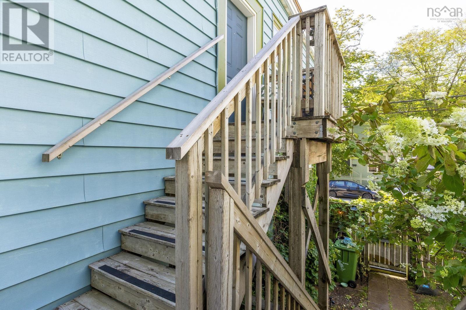 5822 / 5824 Charles Street Property Photo 42