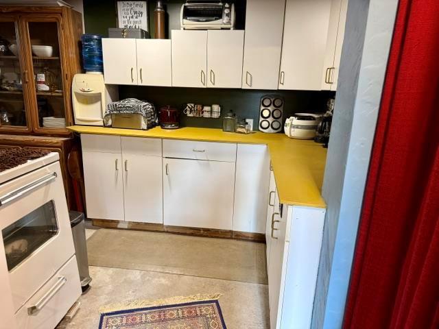 10 Arthur Avenue Property Photo 37