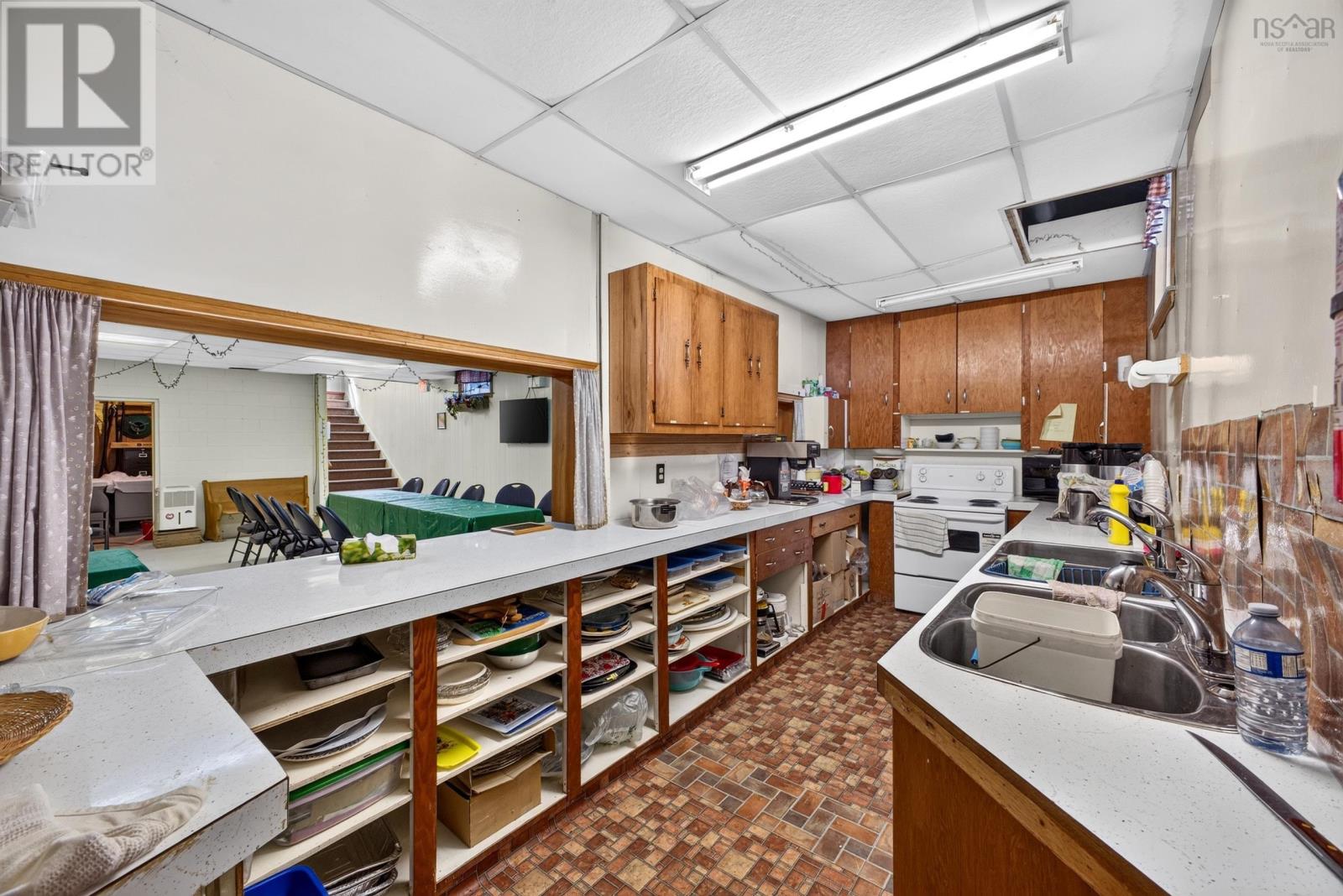13968 Highway 6 Property Photo 19