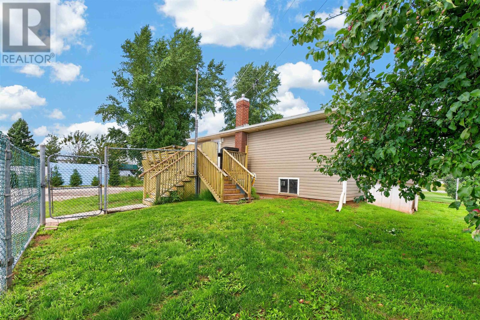 12 Ives Point Road Property Photo 20