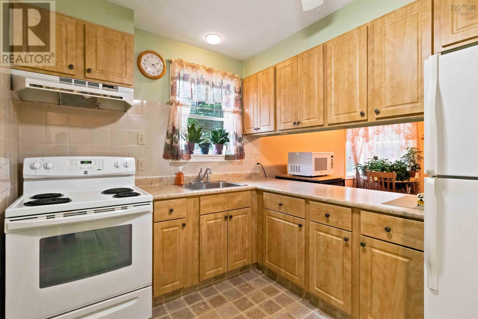 2552 Brunswick Street Property Photo 11