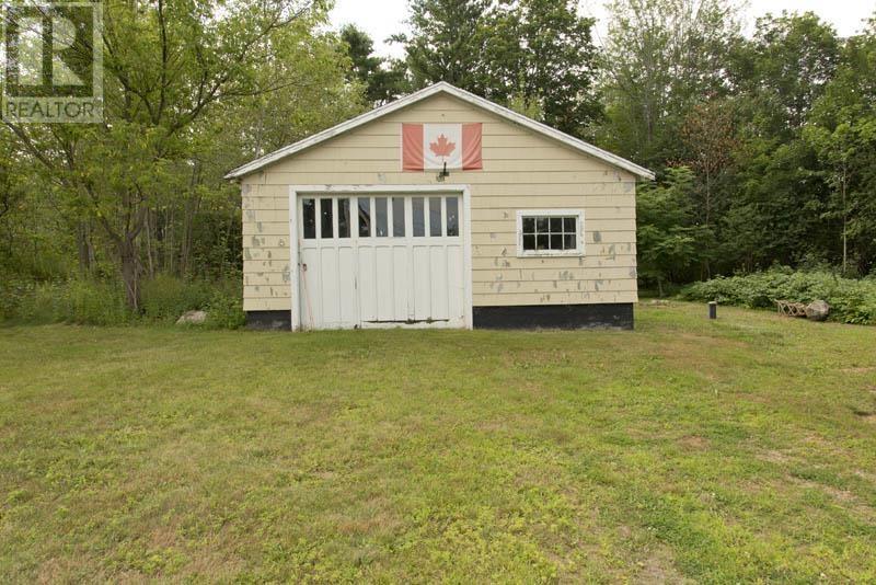 356 Orchard Property Photo 5