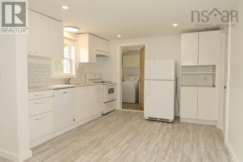 356 Orchard Property Photo 14