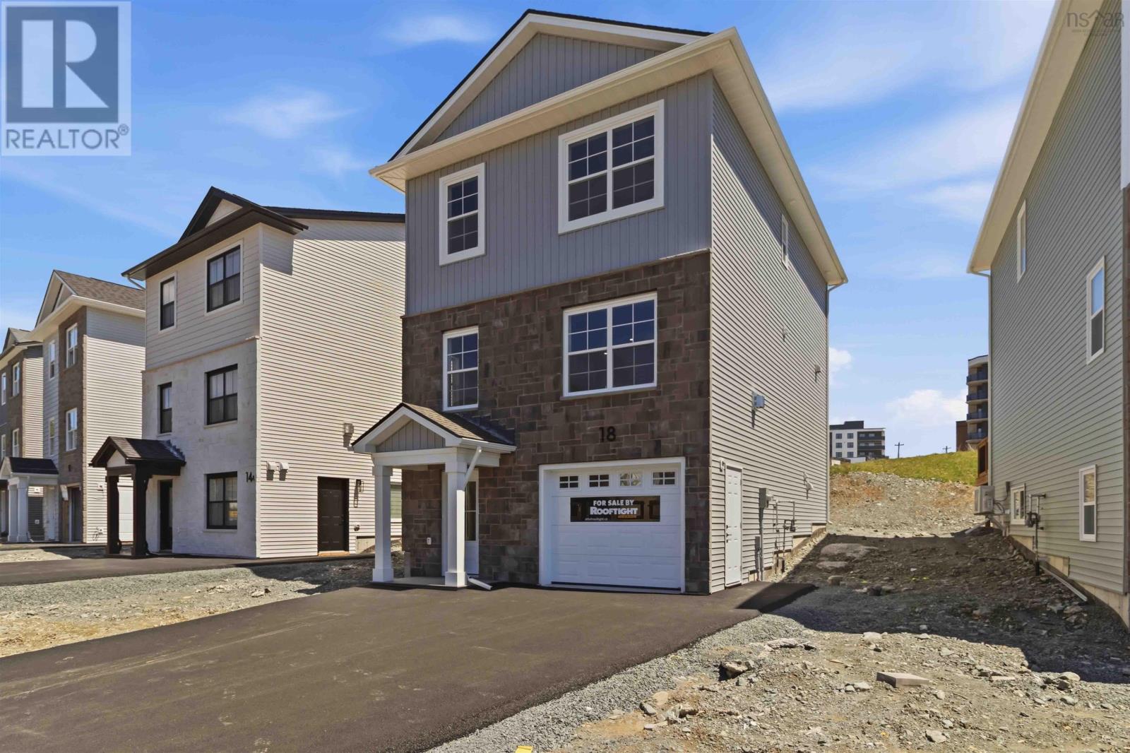 Pc-5 18 Pearlgarden Close Property Photo 2