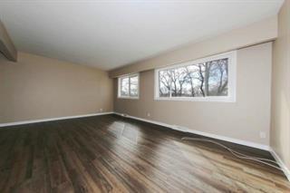 683 Toronto Street Property Photo 9