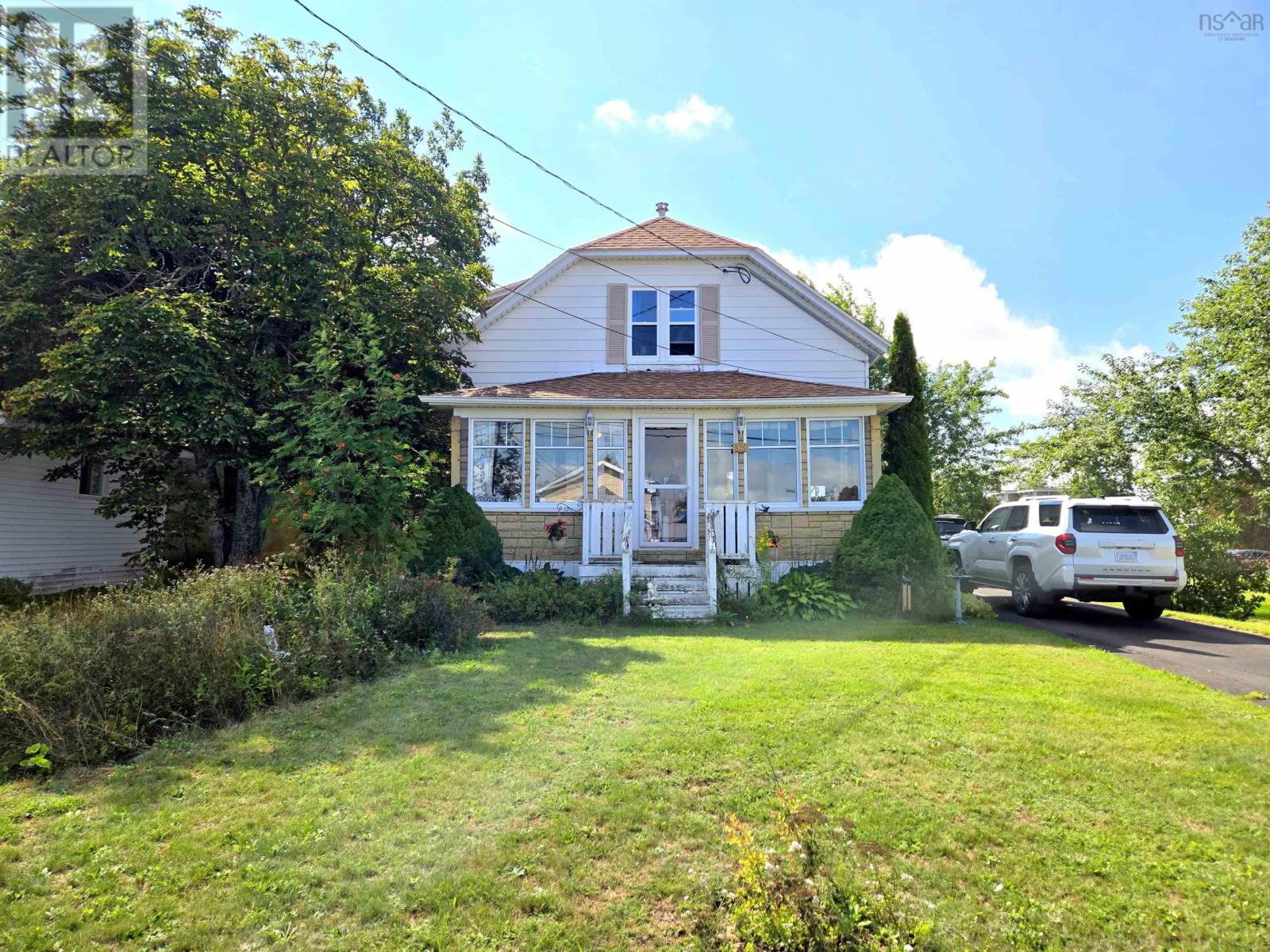 35 Maple Street Property Photo 1