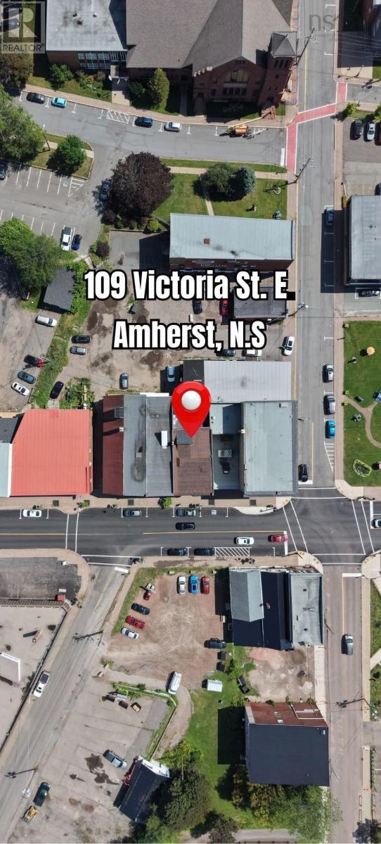 109 Victoria Street E Property Photo 3