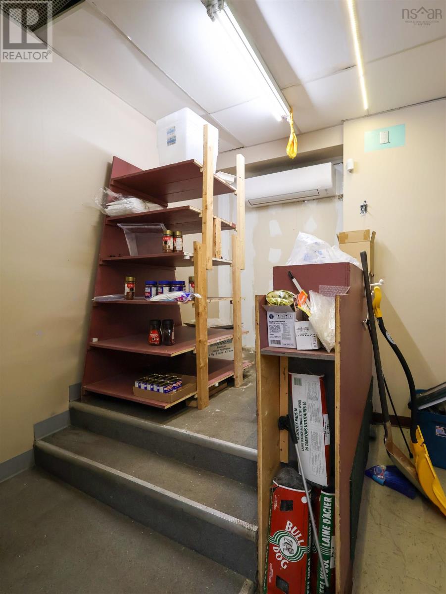 109 Victoria Street E Property Photo 15