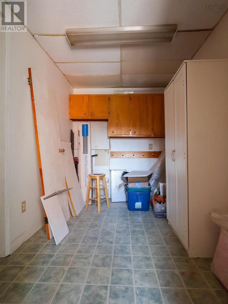 109 Victoria Street E Property Photo 39