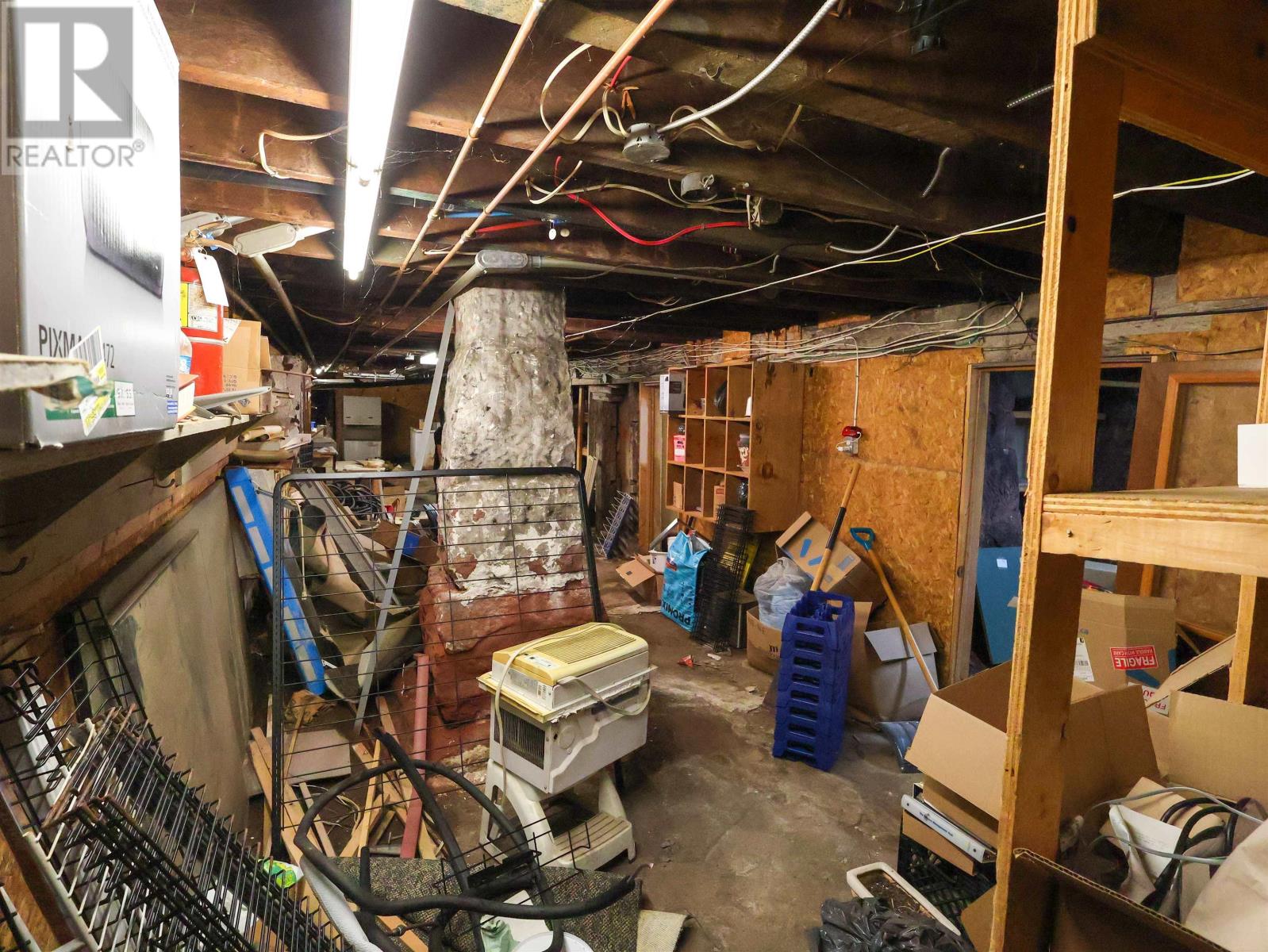 109 Victoria Street E Property Photo 41