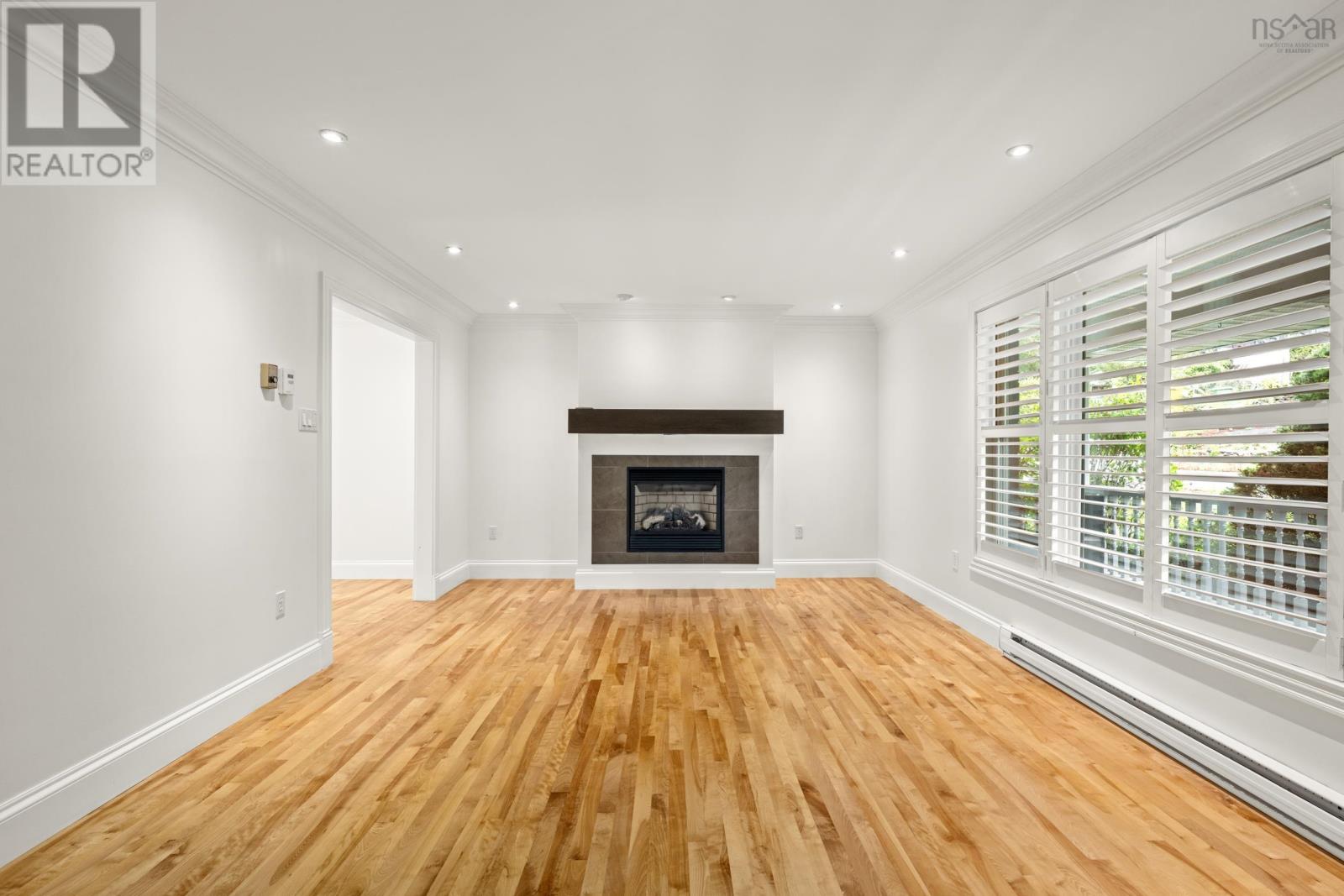 74 Golf Links Road Property Photo 8