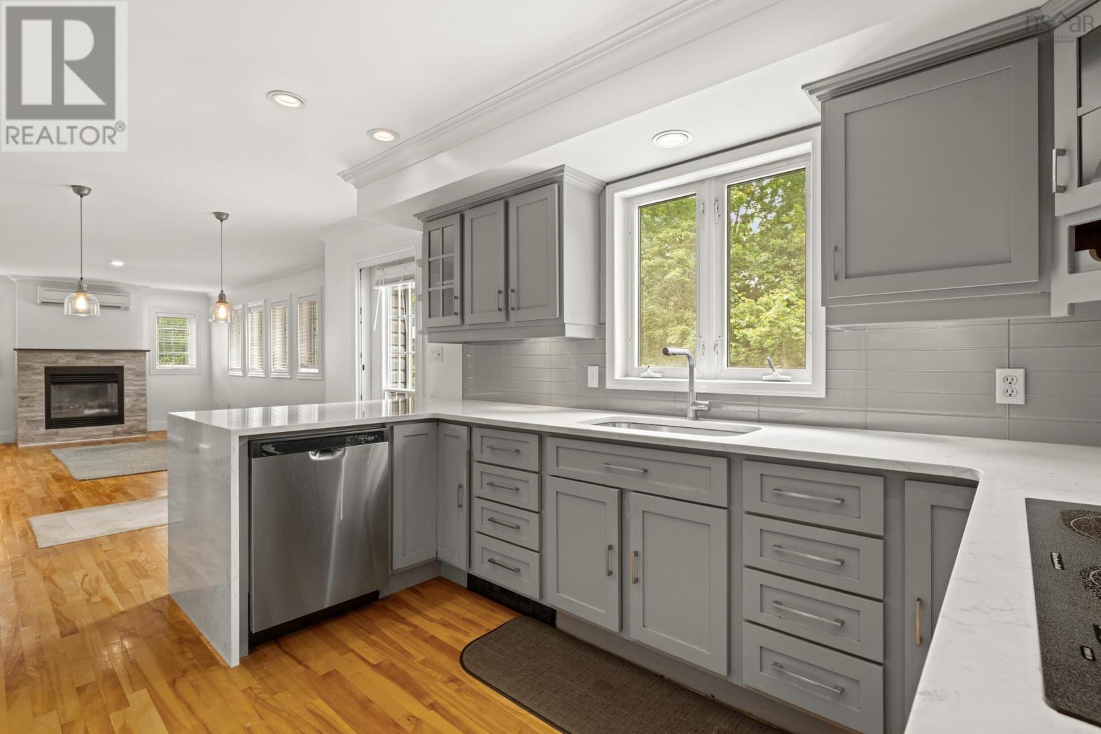 74 Golf Links Road Property Photo 14