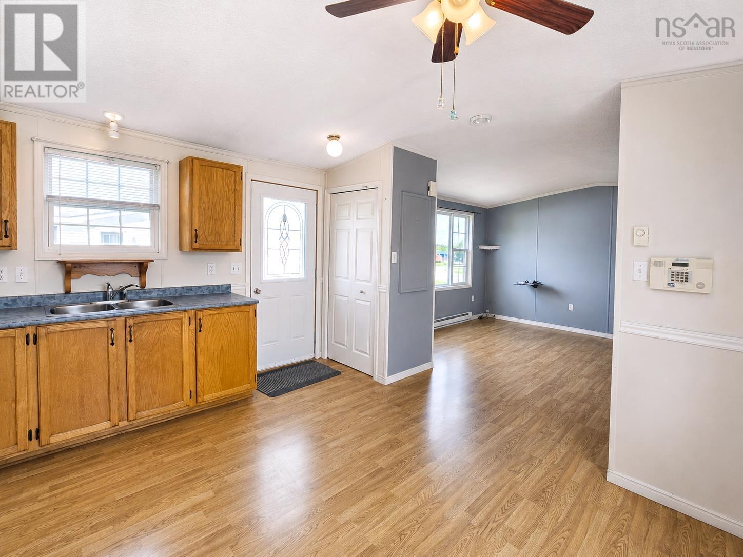 58 Greenhill Drive Property Photo 10