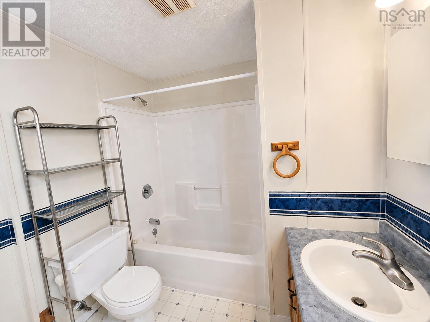 58 Greenhill Drive Property Photo 16