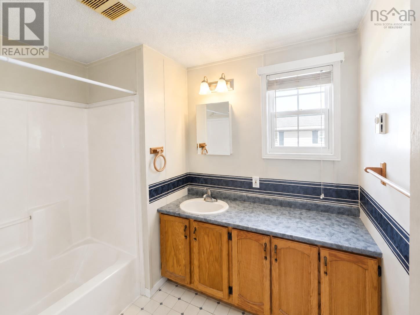 58 Greenhill Drive Property Photo 17