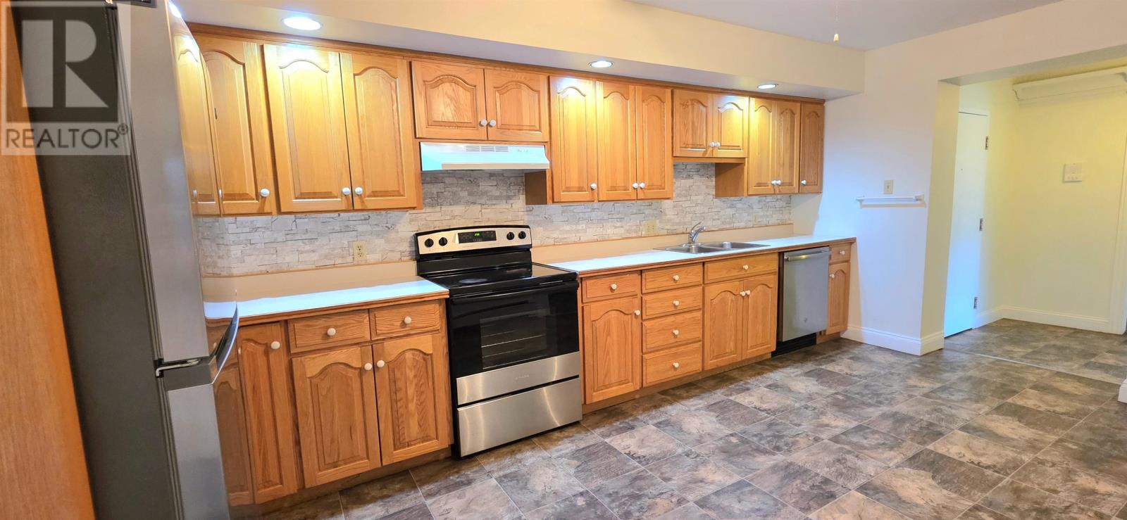 3 2 202 Euston Street Property Photo 5