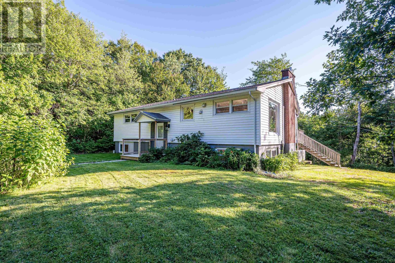3 Admiral Street Property Photo 3