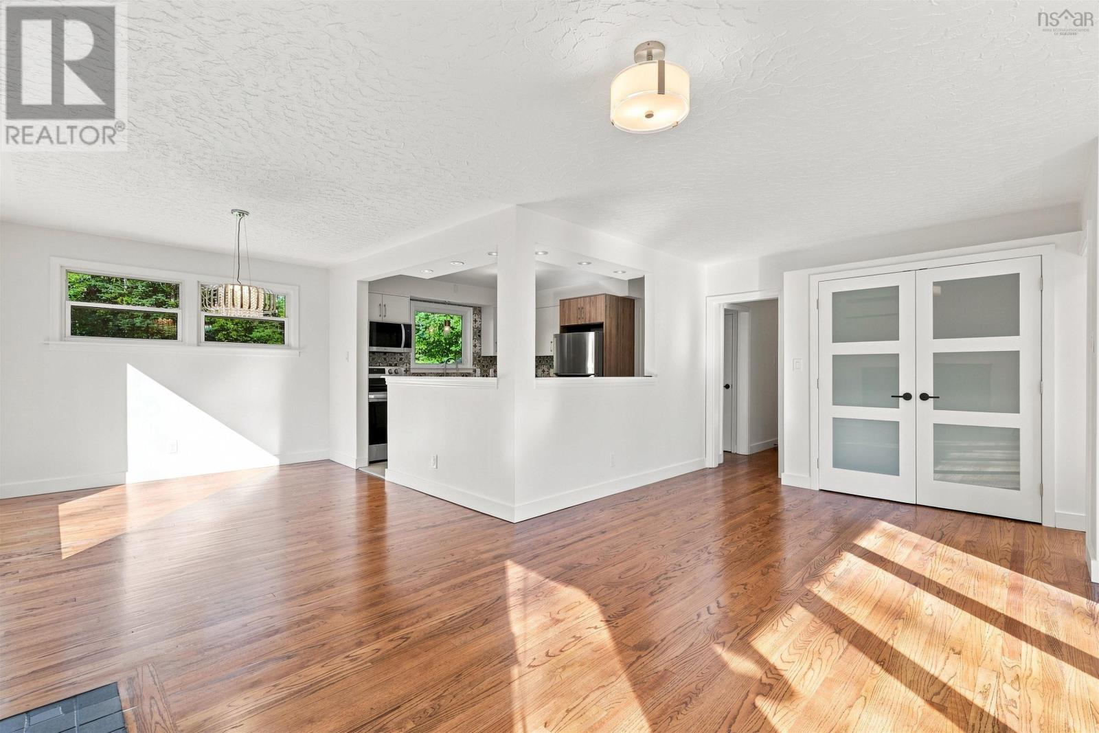 3 Admiral Street Property Photo 7