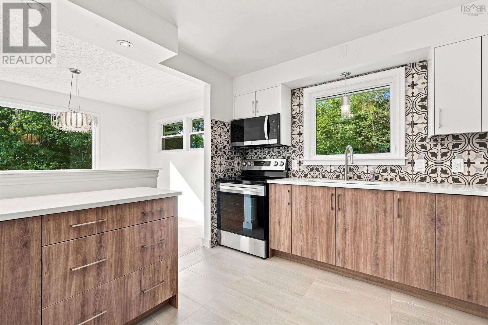 3 Admiral Street Property Photo 9