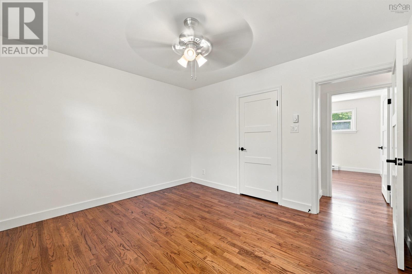 3 Admiral Street Property Photo 18