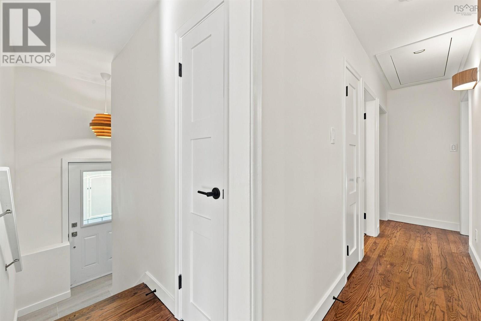 3 Admiral Street Property Photo 20
