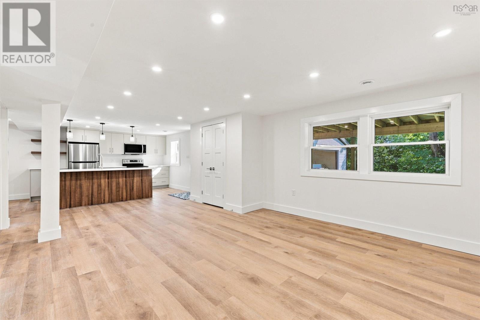 3 Admiral Street Property Photo 25