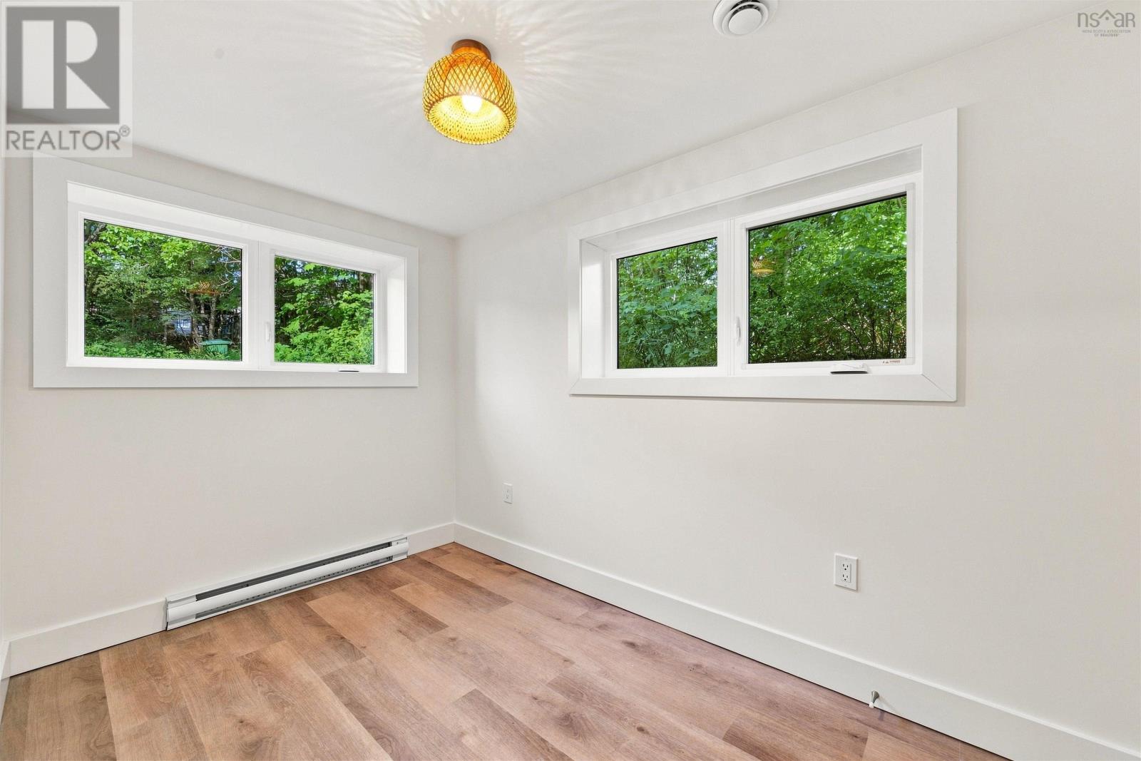 3 Admiral Street Property Photo 33