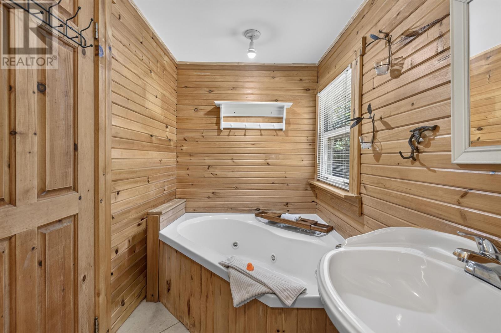 42 Peters Road Property Photo 15