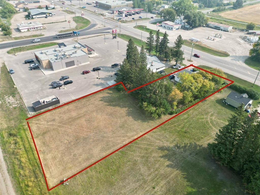 31 Main Street W Property Photo 1
