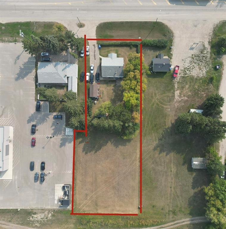 31 Main Street W Property Photo 7