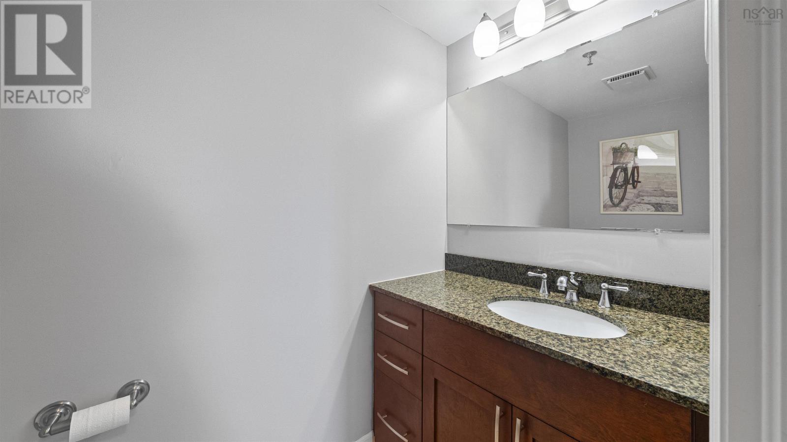 1125 45 Vimy Avenue Property Photo 20