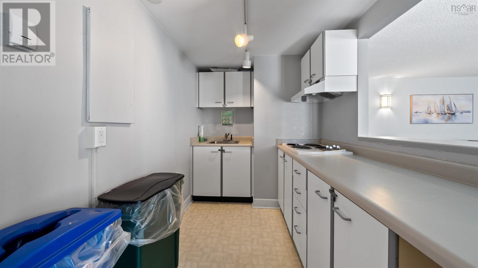 1125 45 Vimy Avenue Property Photo 34