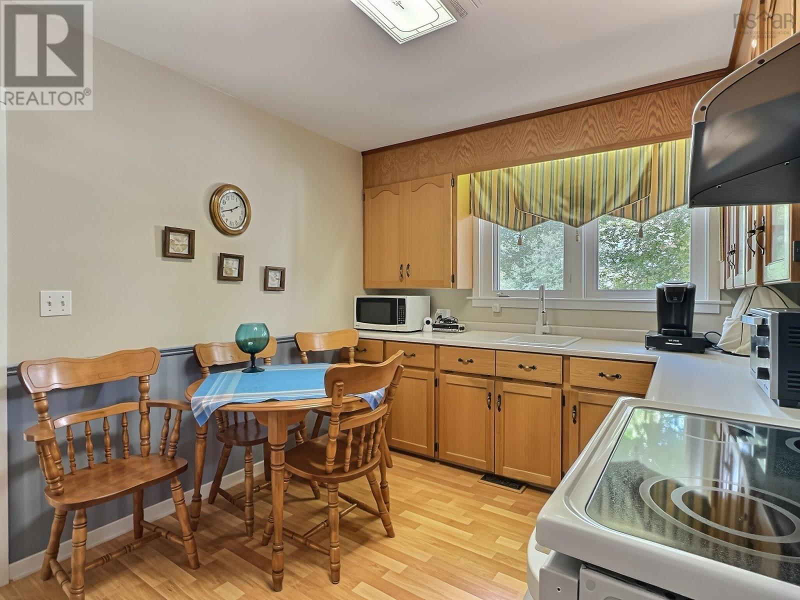 63 Lane Avenue Property Photo 3