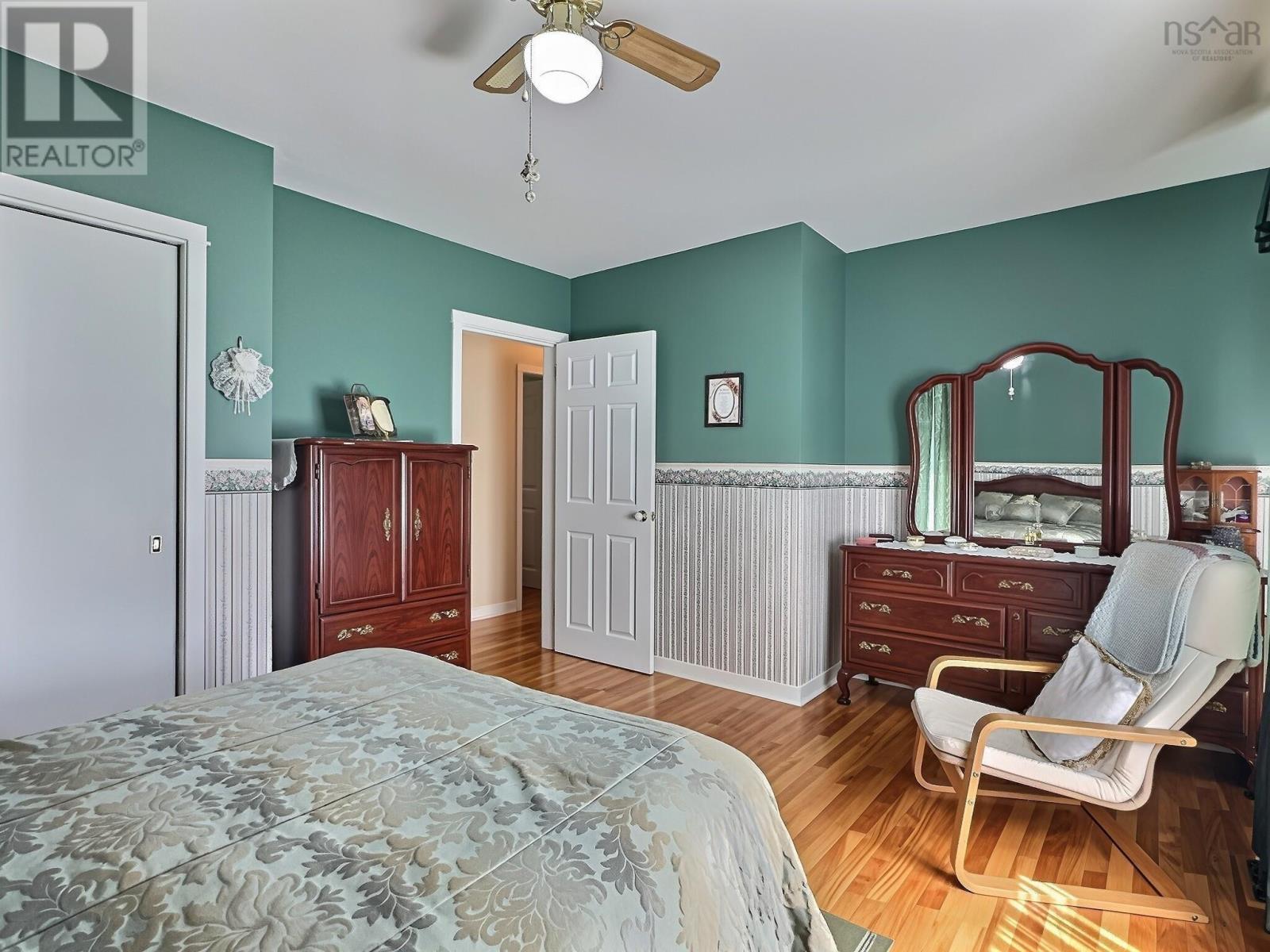 63 Lane Avenue Property Photo 13