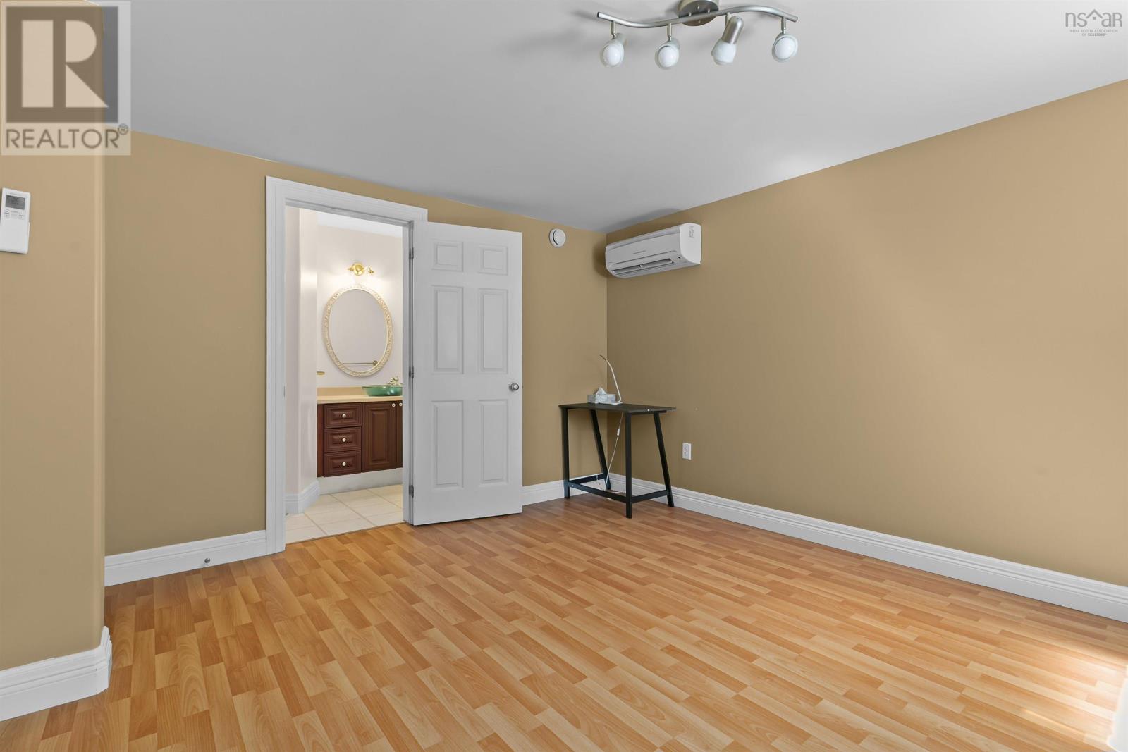 65 Stone Gate Drive Property Photo 27
