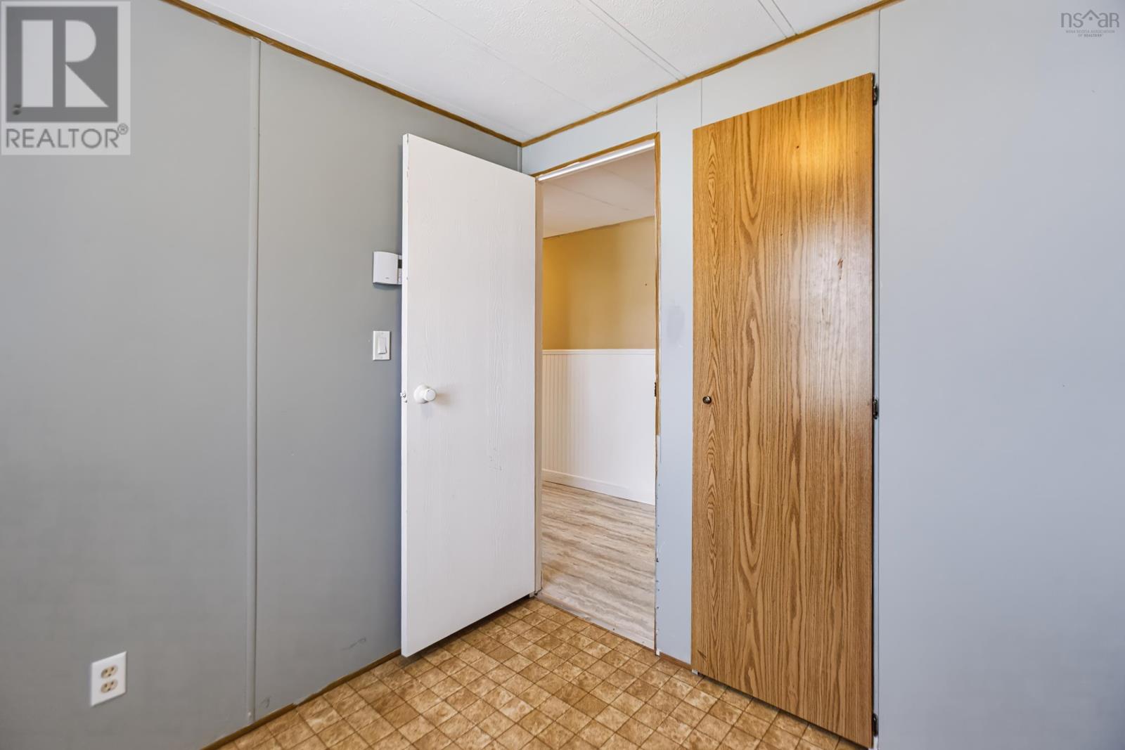 2 Costin Drive Property Photo 17