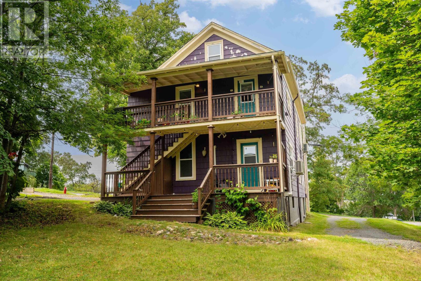 9 Cedar Street Property Photo 1