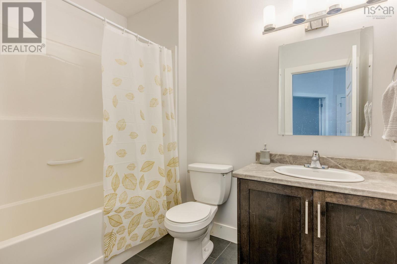 35 Crossfield Ridge Property Photo 13