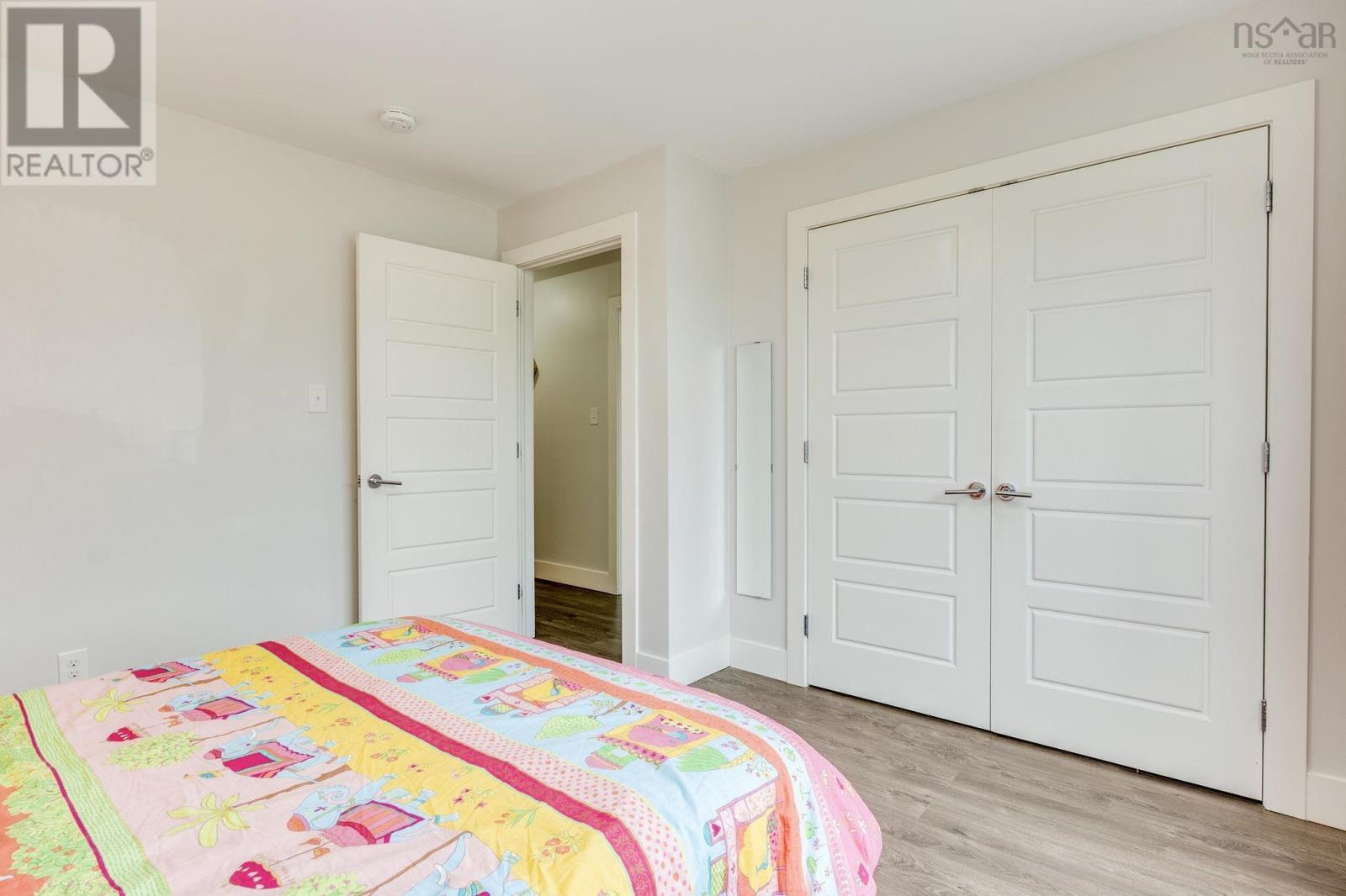 35 Crossfield Ridge Property Photo 45