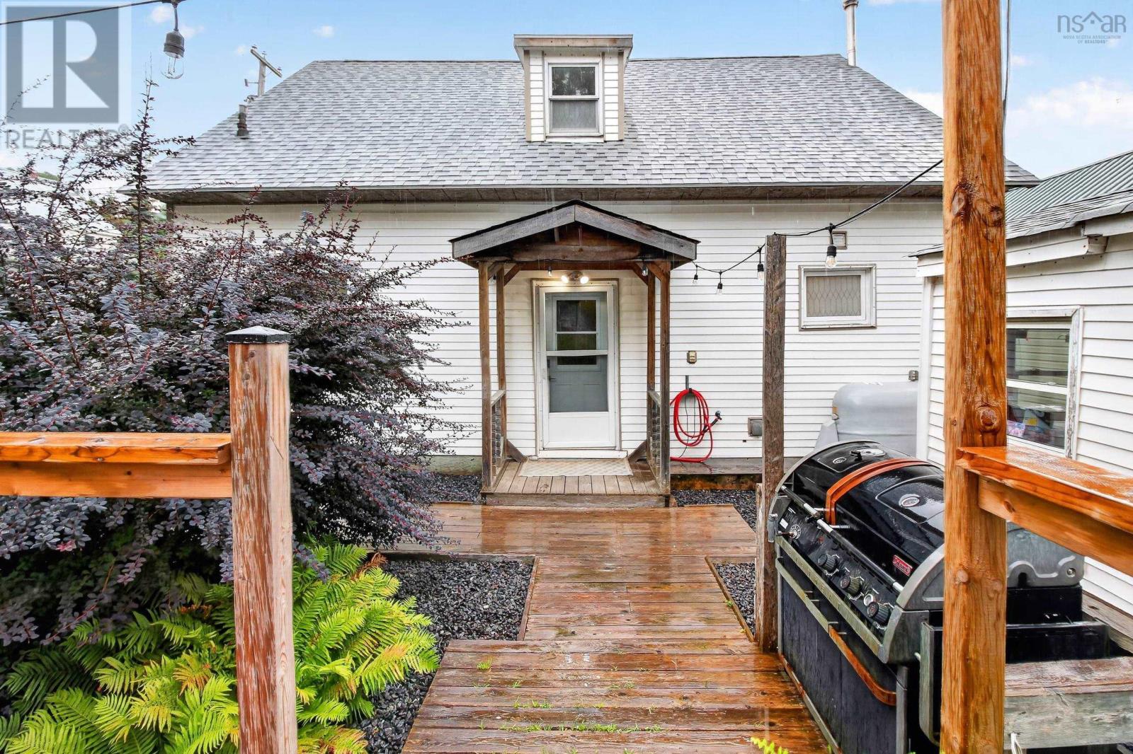 23 Twining Street Property Photo 7