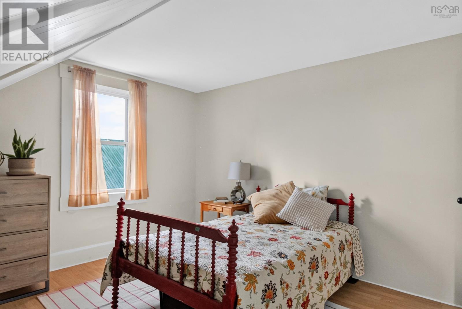 23 Twining Street Property Photo 43