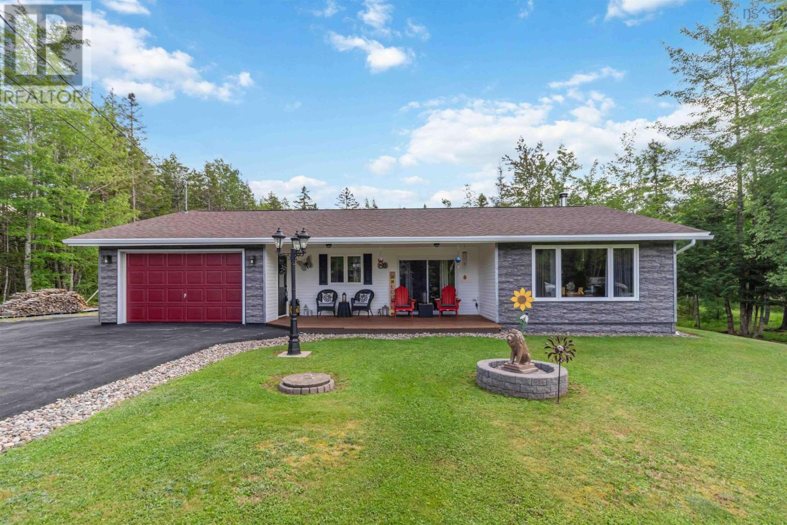 50 Skyridge Drive Property Photo 2