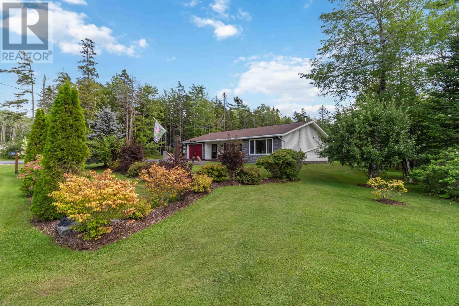 50 Skyridge Drive Property Photo 4