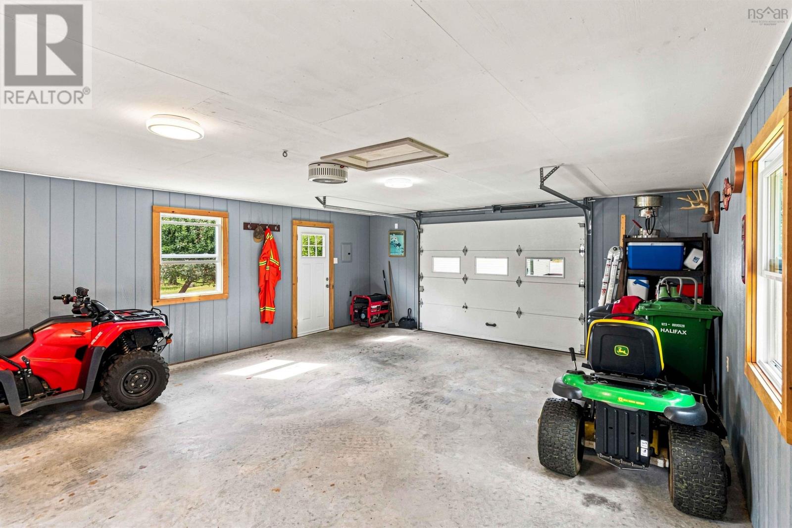50 Skyridge Drive Property Photo 31