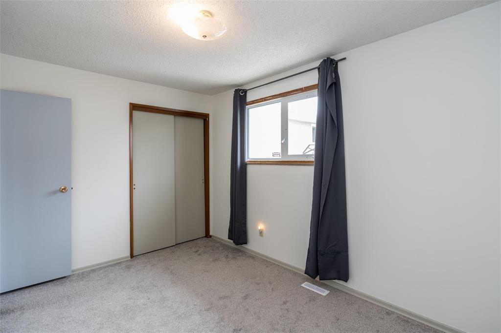 103 Thunder Bay Property Photo 13