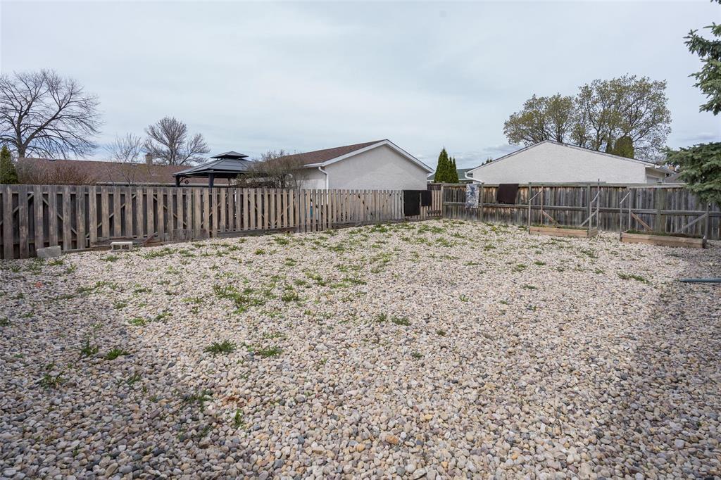 103 Thunder Bay Property Photo 25