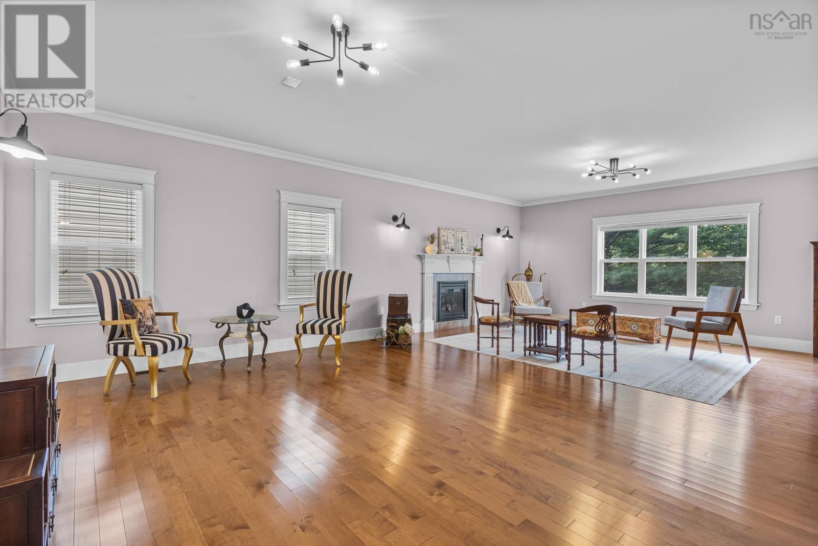 85 William Borrett Terrace Property Photo 7