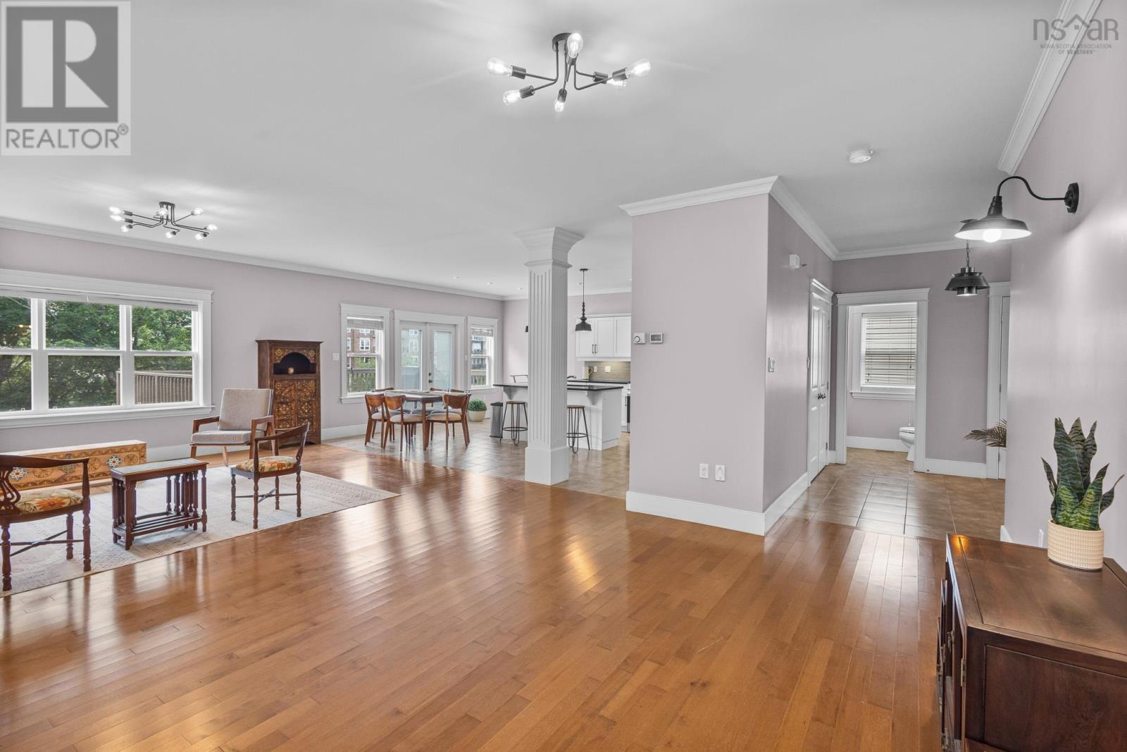 85 William Borrett Terrace Property Photo 10